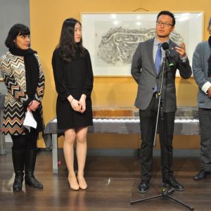 Read more about the article Εγκαίνια έκθεσης “Σκάλισμα βράχου βουνού Γιν”.