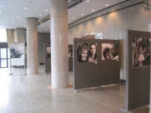 Read more about the article Αφιέρωμα στον Μιχάλη Κακογιάννη στην Κεντρική Ακαδημία Δράματος Στο Πεκίνο