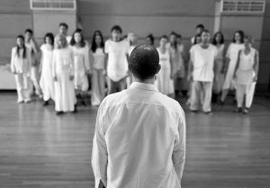Read more about the article Μουσικό και Κινησιολογικό Εργαστήριο στην Αμαλιάδα με τον Φίλιππο Τσαλαχούρη και την Σεσίλ Μικρούτσικου