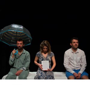 Read more about the article Παρουσίαση Μονόπρακτων που βραβεύτηκαν στον Πρώτο Πανελλήνιο Διαγωνισμό Συγγραφής Θεατρικού Έργου της Ένωσης Σεναριογράφων Ελλάδος και του Ιδρύματος Μιχάλης Κακογιάννης.
