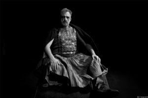 Read more about the article «Ο Ληστής» του Δημήτρη Μανιάτη με τον Πασχάλη Τσαρούχα σε σκηνοθεσία Σταμάτη Κραουνάκη