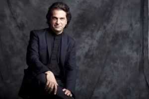 Read more about the article Ο Βασίλης Τσαμπρόπουλος υπογράφει το μουσικό θέμα της τελετής απονομής βραβείων της Ελληνικής Ακαδημίας Κινηματογράφου