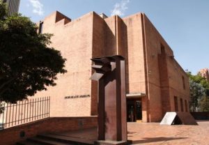 Read more about the article O Δημήτρης Γέρος παρουσιάζει τις φωτογραφίες του για τον Gabriel Garcia Marquez στη Νέα Υόρκη τη Κολομβία και το Μεξικό