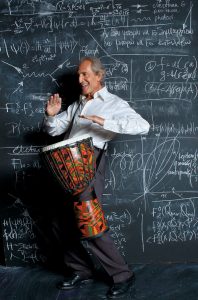 Read more about the article "QED" Or "What Mr. Fainman proved" by Peter Parnell with Giorgios Kotanidis| A performance – celebration of physics with the help of "Union of Greek Physicists"