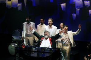 Read more about the article «ΟΛΟΙ ΕΝΑ»  Φίλα με (λίγο ακόμα)