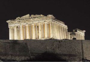 Read more about the article Αλλάζει η Ακρόπολη – φώτα, ανελκυστήρας, πάμε…
