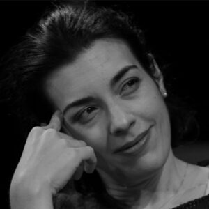 Read more about the article Λουκία Μιχαλοπούλου – Τεχνών Εκατό